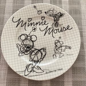 Disney Minnie Mouse Sketch Book Salad Plate Set of Two